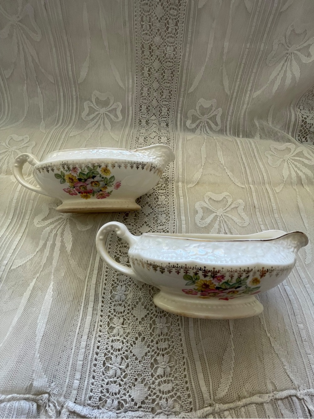 Vintage 1935 Edwin M Knowles China Floral Gravy Boats 22k Gold Trim